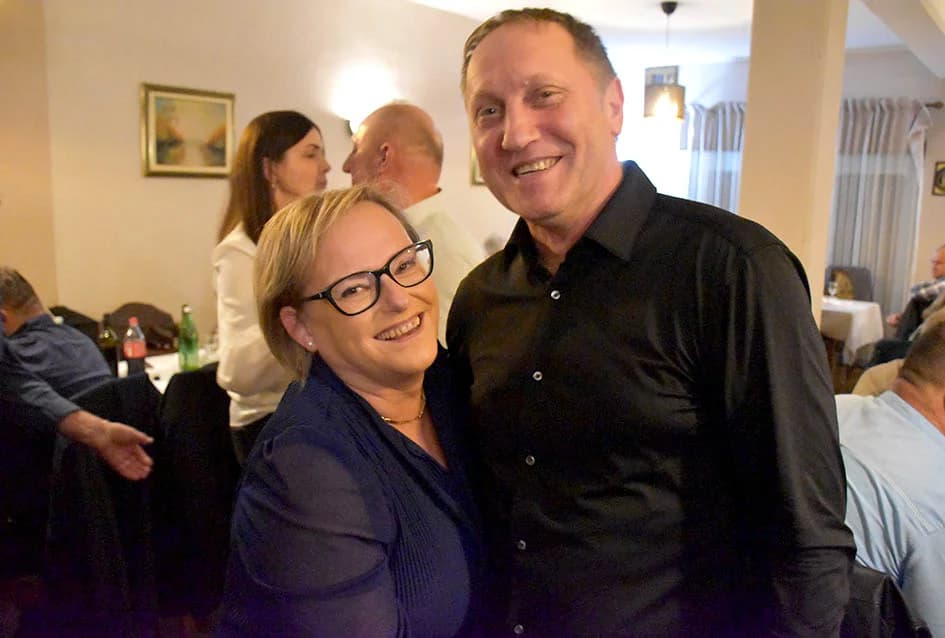 Supruge vinara došle na svoje, ples do jutra