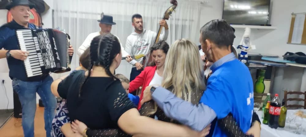 Mihaljevački svestrani sportaš Bajan sa rodbinom i prijateljima proslavio šezdeseti rođendan [FOTO]