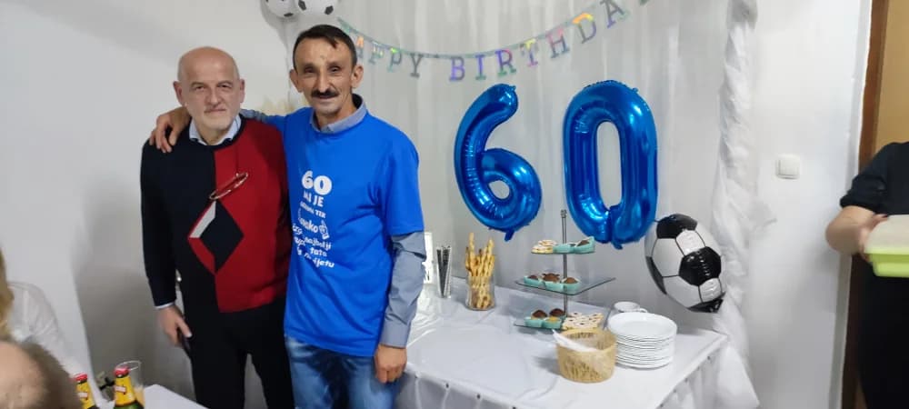 Mihaljevački svestrani sportaš Bajan sa rodbinom i prijateljima proslavio šezdeseti rođendan [FOTO]