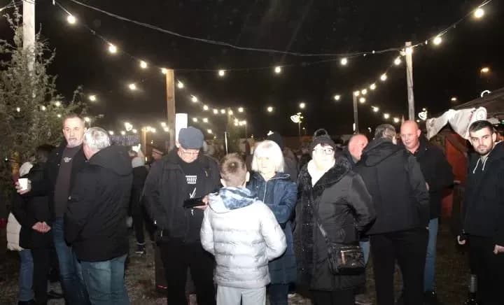 BEĆARSKI ŠOR: U veselom adventskom raspoloženju uz pikantni lovački čobanac i Tamburaški sastav „Zlatna dolina“