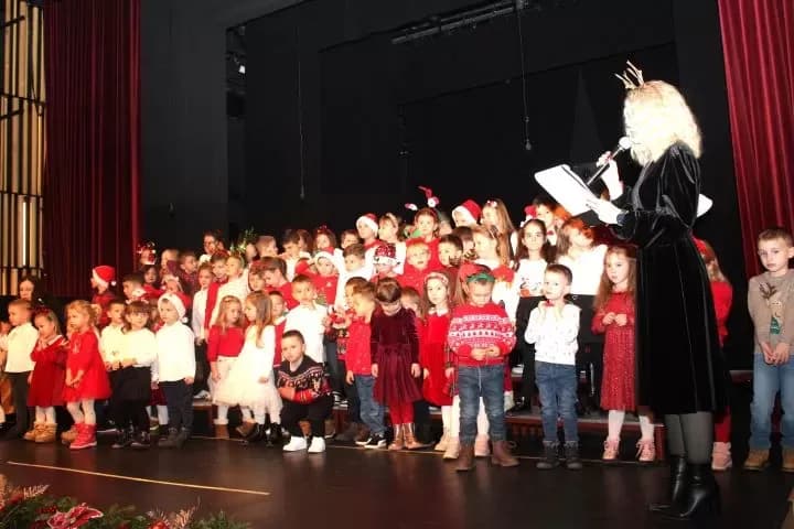 Održan Božićni koncert Dječjeg vrtića „Tratinčica“ Pleternica