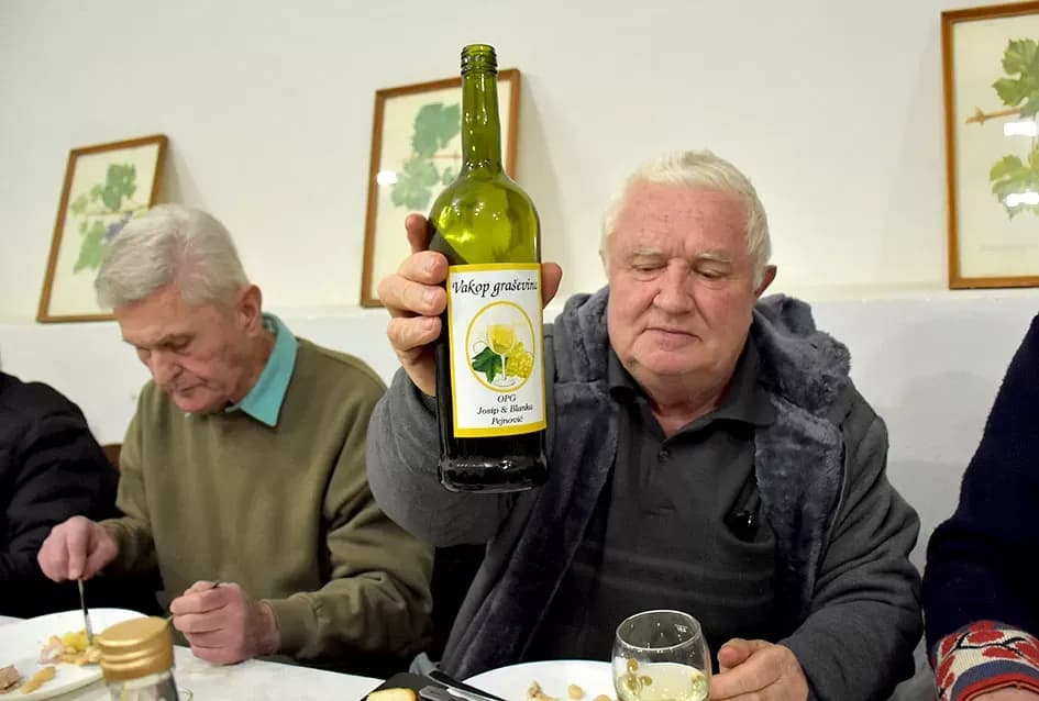 Veseli Advent požeških vinara
