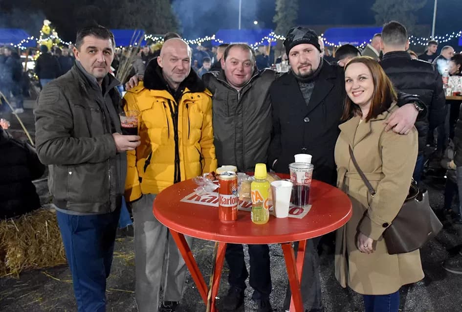 Jakšić dobio novu tradiciju: Veliki odaziv na adventsko druženje