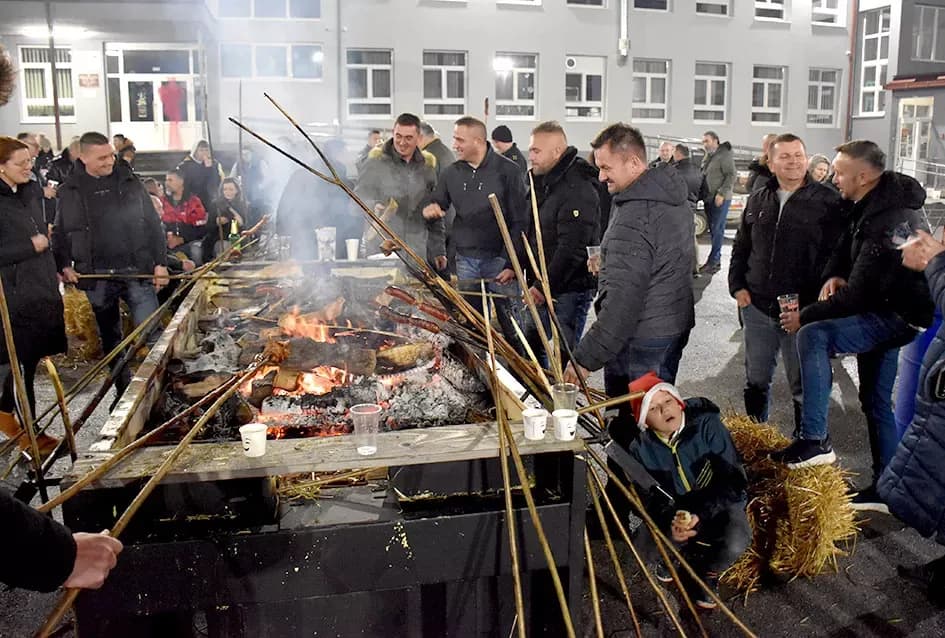 Jakšić dobio novu tradiciju: Veliki odaziv na adventsko druženje