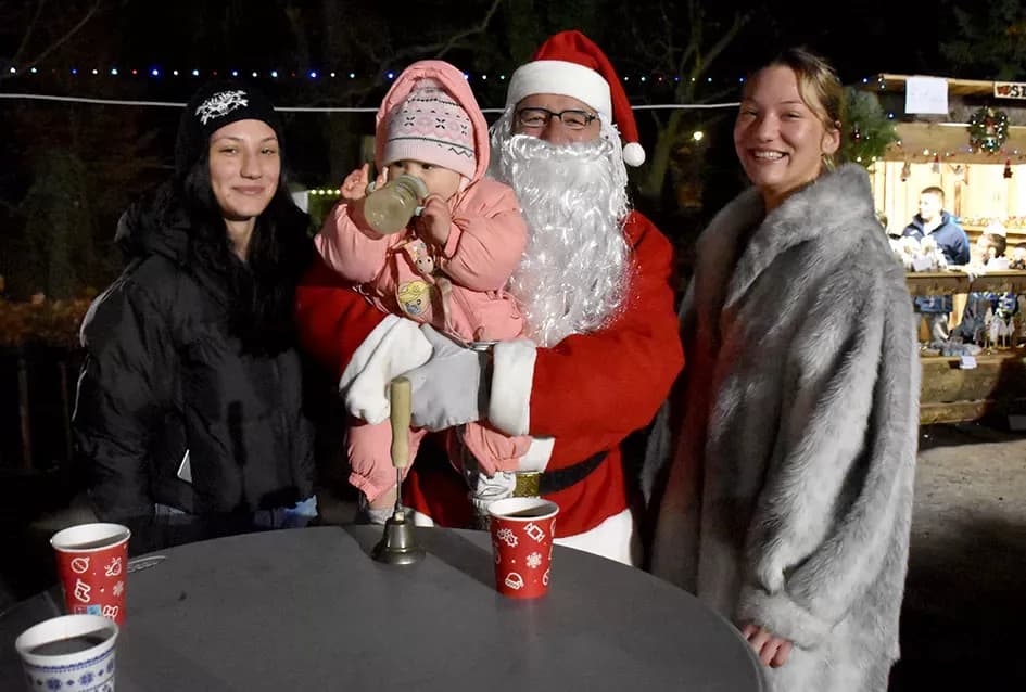 Srce Trenkova kuca za ʼSlogićeʼ: Uspješno održan prvi humanitarni Advent