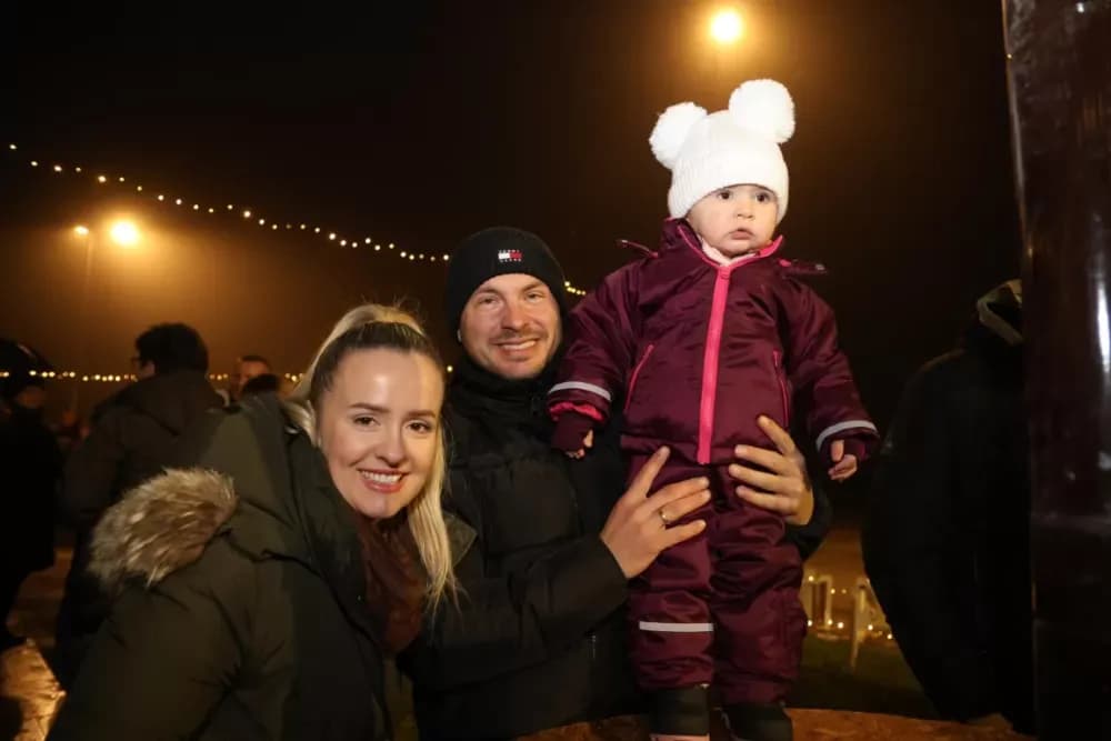 Adventska večer u Kutjevu u znaku zajedništva, pjesme i dječjeg smijeha