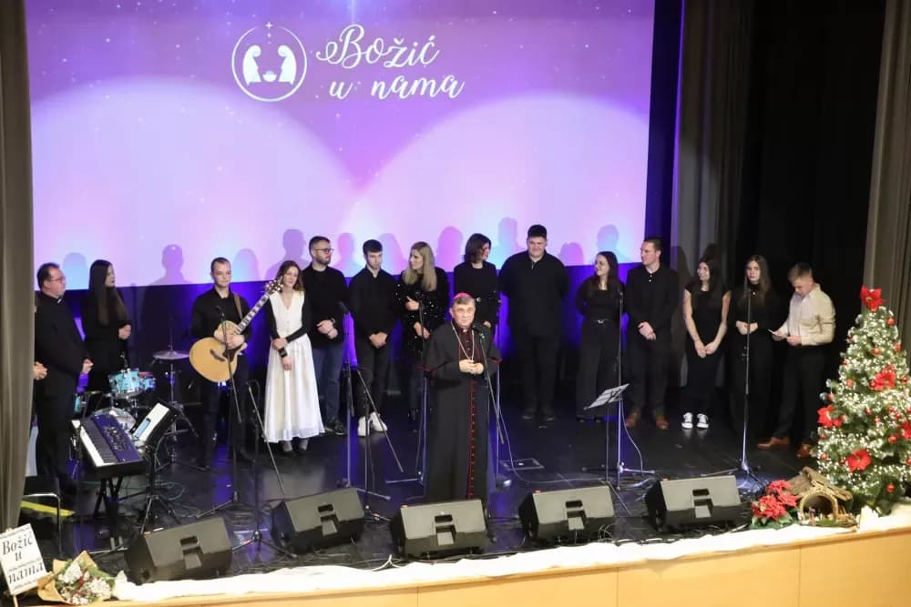 Glazbena karitativna akcija požeških mladih „Božić u nama“