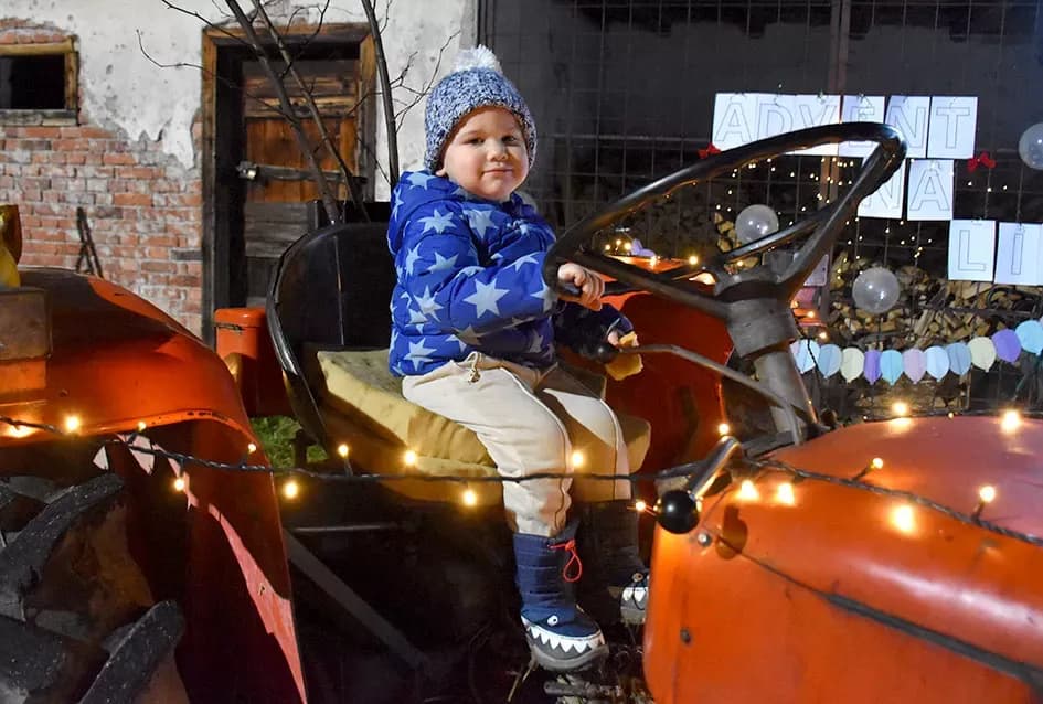 Advent kakav se pamti u Novoj Lipi: Bale slame, otvorena vatra i veliko srce mještana...