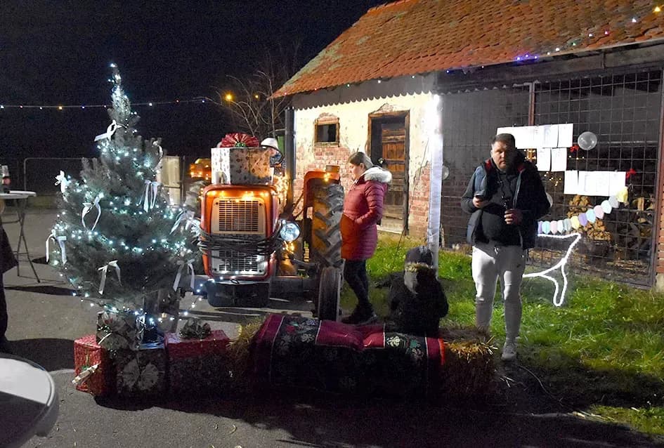 Advent kakav se pamti u Novoj Lipi: Bale slame, otvorena vatra i veliko srce mještana...