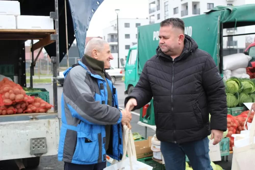 Blagdanski znak pažnje za zakupce požeške tržnice