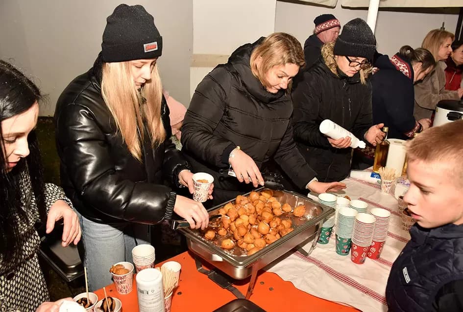 Betlehem u srcu Velike: Žive jaslice za pomoć djeci Benina