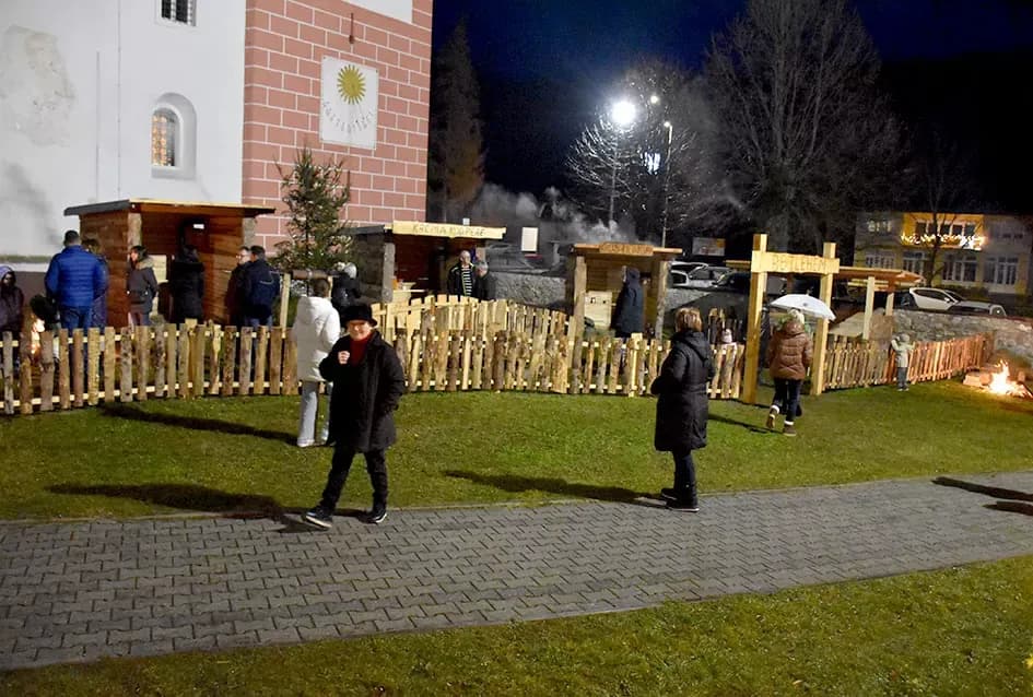 Betlehem u srcu Velike: Žive jaslice za pomoć djeci Benina
