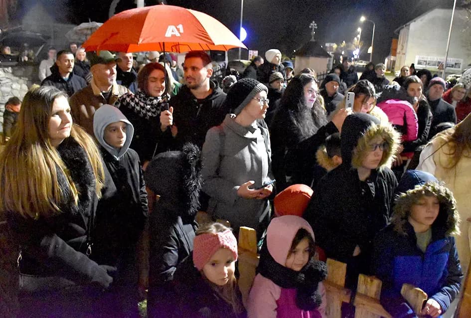 Betlehem u srcu Velike: Žive jaslice za pomoć djeci Benina