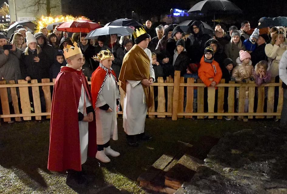 Betlehem u srcu Velike: Žive jaslice za pomoć djeci Benina