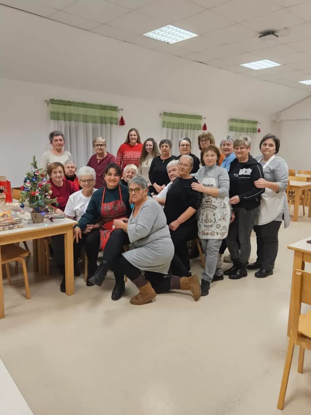 Advent Udruge La Bella Vita u znaku solidarnosti: humanitarnim akcijama uljepšani blagdani djeci i starijim osobama