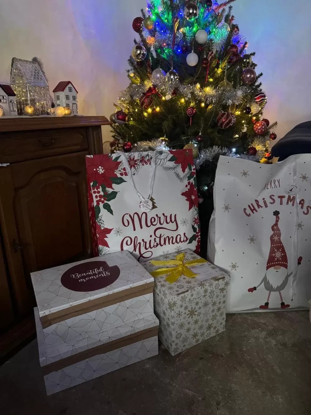 Advent Udruge La Bella Vita u znaku solidarnosti: humanitarnim akcijama uljepšani blagdani djeci i starijim osobama