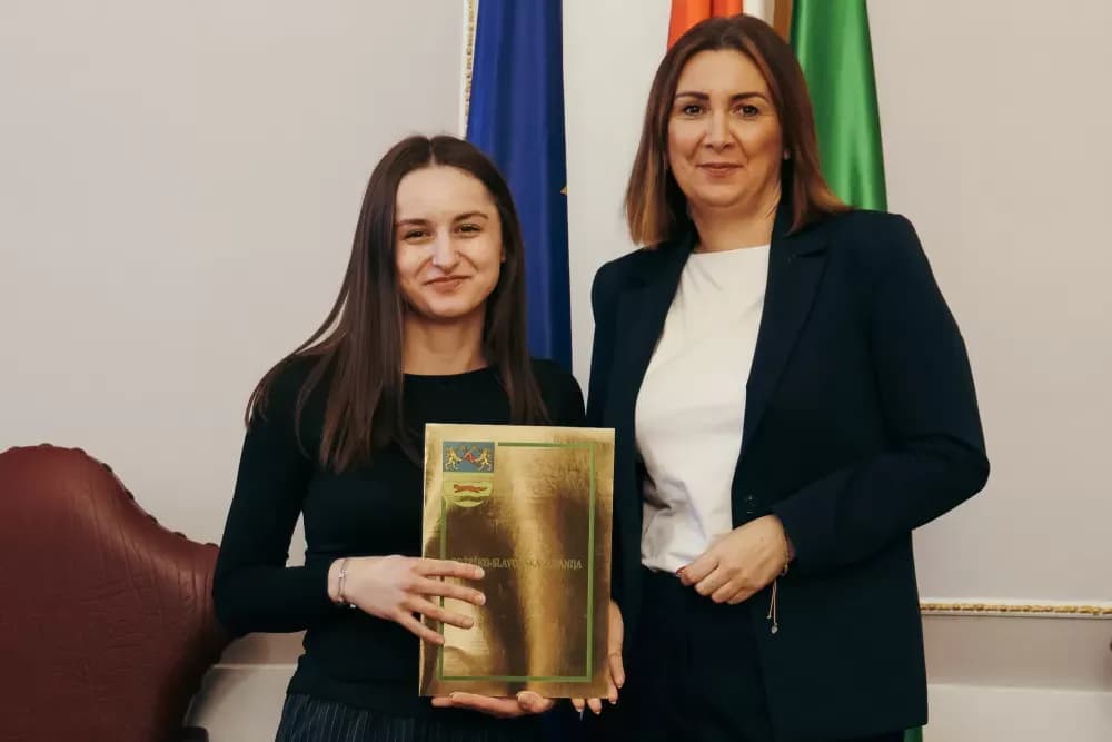 Dodijeljene županijske stipendije: 18 studenata dobilo ugovore Požeško-slavonske županije