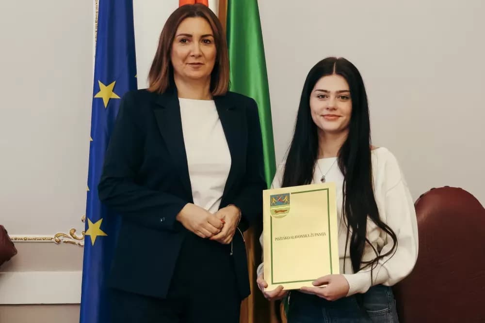 Dodijeljene županijske stipendije: 18 studenata dobilo ugovore Požeško-slavonske županije