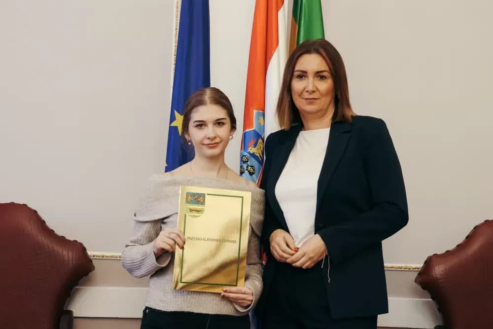 Dodijeljene županijske stipendije: 18 studenata dobilo ugovore Požeško-slavonske županije