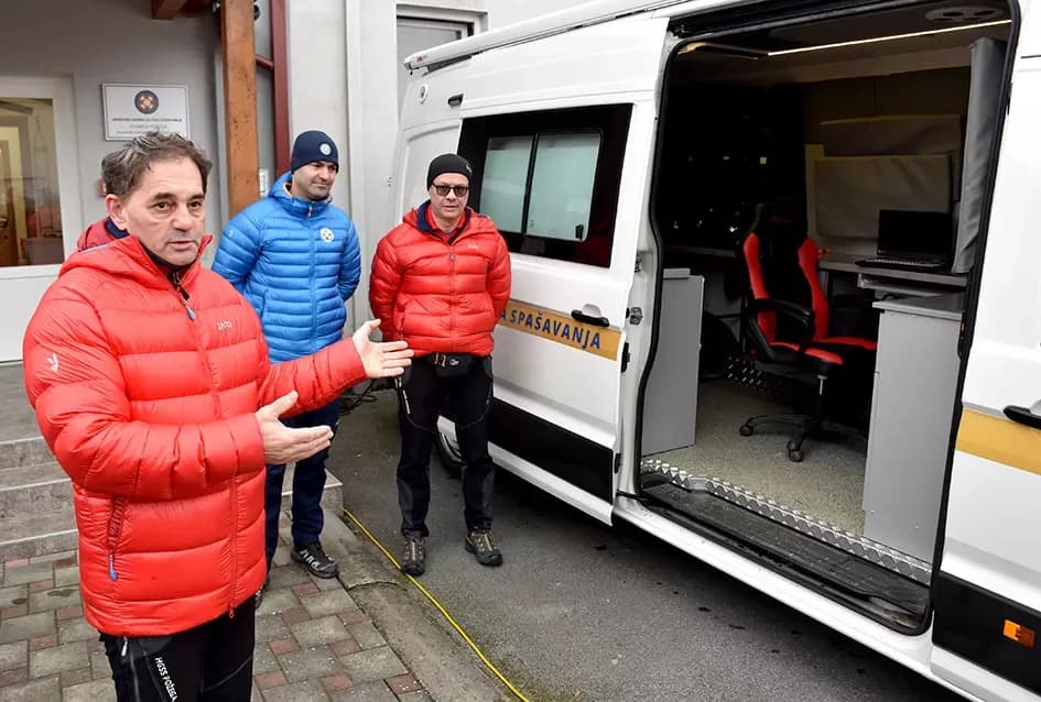 Tehnika u službi humanosti: HGSS Stanica Požega prezentirala impresivnu mobilnost