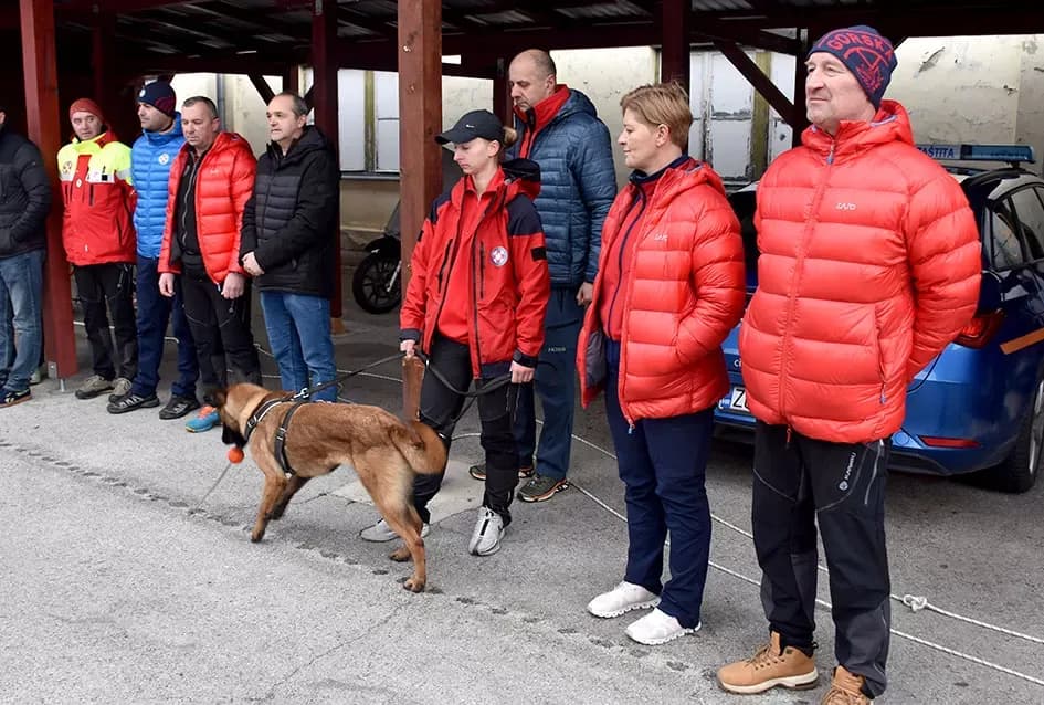 Tehnika u službi humanosti: HGSS Stanica Požega prezentirala impresivnu mobilnost
