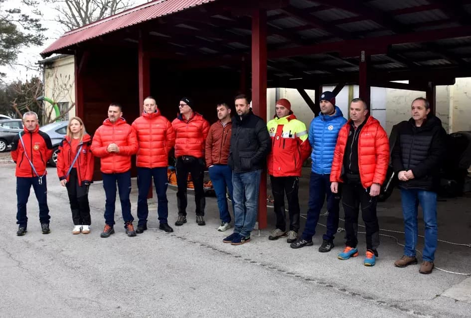 Tehnika u službi humanosti: HGSS Stanica Požega prezentirala impresivnu mobilnost