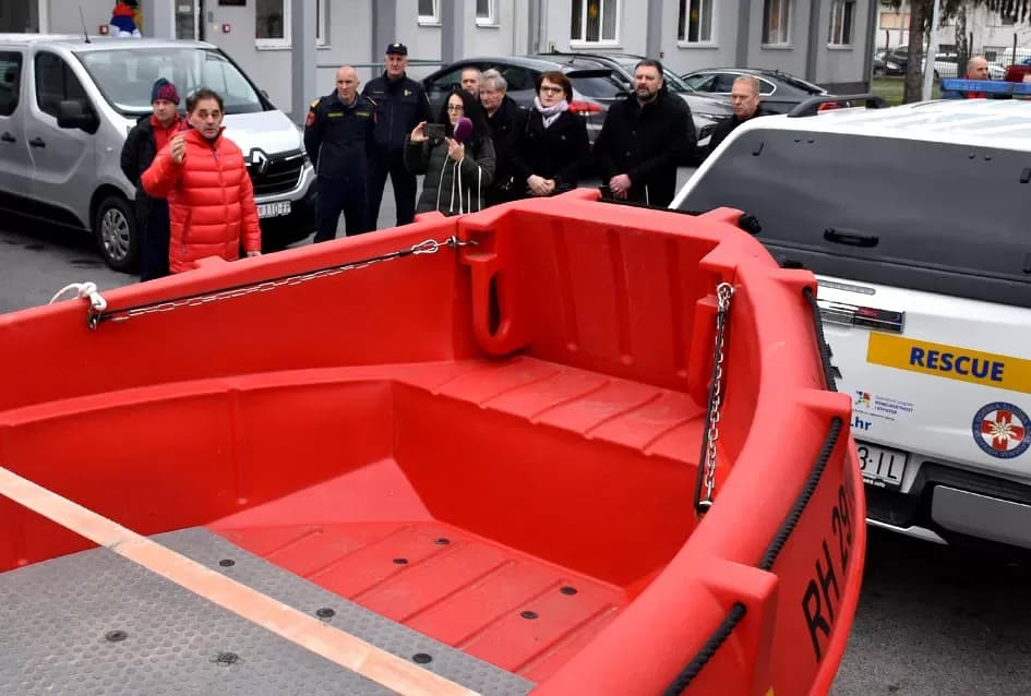 Tehnika u službi humanosti: HGSS Stanica Požega prezentirala impresivnu mobilnost