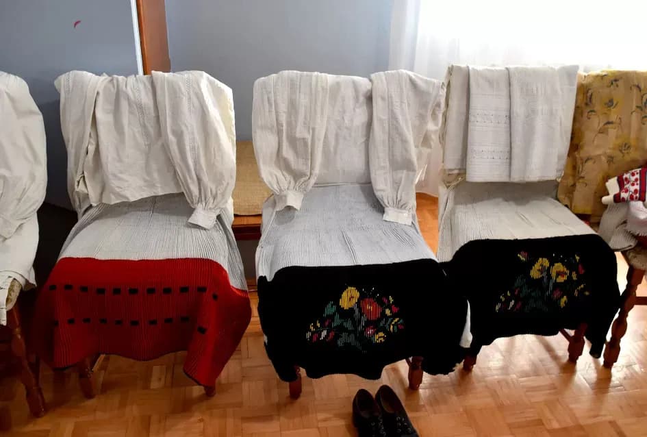 Čuvari slavonske duše: Obitelj Šimunović iz Štitnjaka u ormarima čuva blago staro stoljeće i pol