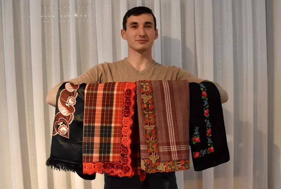 Čuvari slavonske duše: Obitelj Šimunović iz Štitnjaka u ormarima čuva blago staro stoljeće i pol