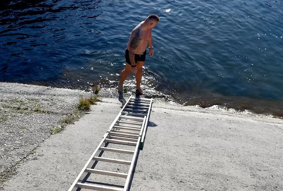 Požeški ʼmorževiʼ skokom u hladnu Orljavu prikupljali pomoć za Udrugu ʼMali princʼ