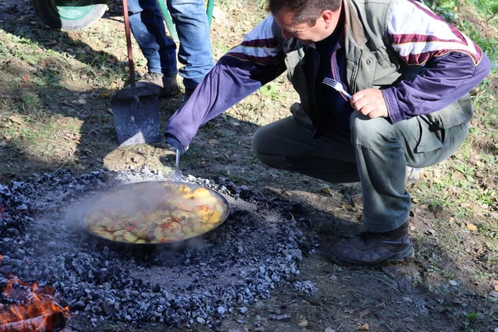 Kad se složne ruke mještana Lukača slože uz pomoć gradonačelnika puno toga se može
