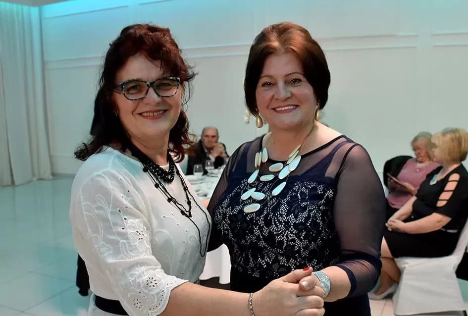 Snijeg pao, plesni podij pun: Maca nadigrala snijeg i zimu u Požegi