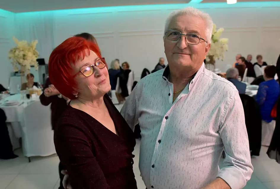 Snijeg pao, plesni podij pun: Maca nadigrala snijeg i zimu u Požegi