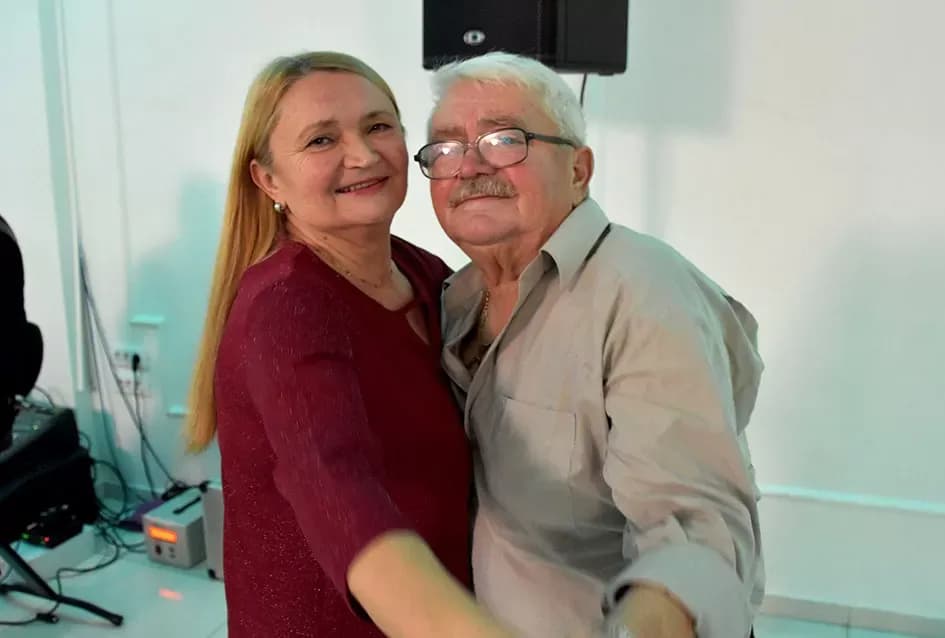 Snijeg pao, plesni podij pun: Maca nadigrala snijeg i zimu u Požegi