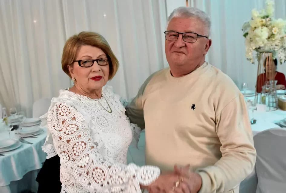 Snijeg pao, plesni podij pun: Maca nadigrala snijeg i zimu u Požegi