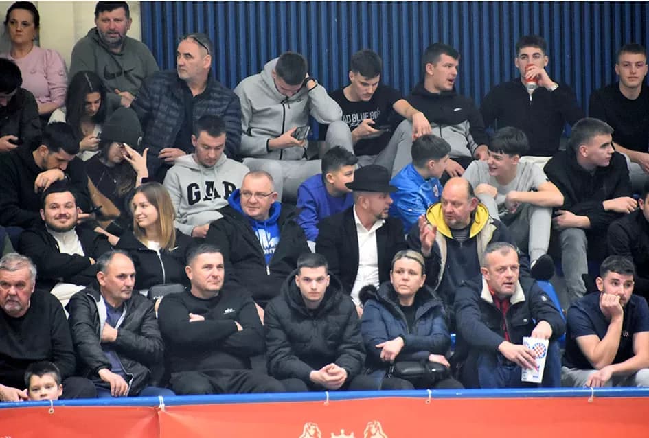 VELIČANSTVENA ZAVRŠNICA U GRABRIKU: Ekipa ʼSamsoneʼ osvojila Požegu i pokazala ogromno srce