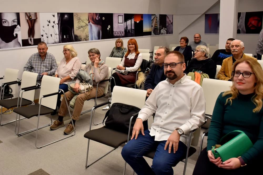 PREDAVANJE DR.SC. MIHAELE MARKOVAC U POŽEŠKOJ KNJIŽNICI: Hrvatsko-osmanske poveznice značajnih obljetnica