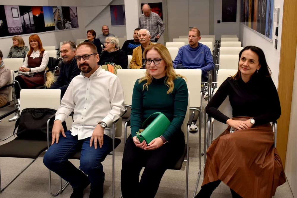 PREDAVANJE DR.SC. MIHAELE MARKOVAC U POŽEŠKOJ KNJIŽNICI: Hrvatsko-osmanske poveznice značajnih obljetnica