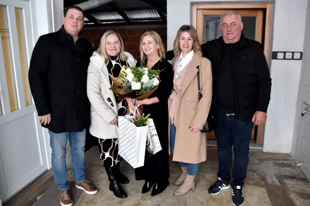 Životni san u pedesetima: Mirna Pedić otvorila „Studio 50“ u Jakšiću