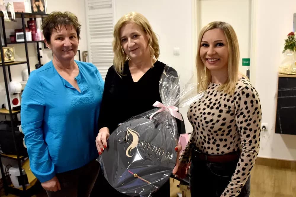 Životni san u pedesetima: Mirna Pedić otvorila „Studio 50“ u Jakšiću