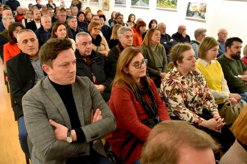 Kruna povijesne obnove: Predstavljen katalog „Od mora do gora“ Gradskog muzeja Požega