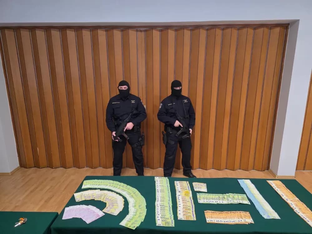 Uspješna akcija policije i carine: zapljena duhana i gotovine u Pleternici