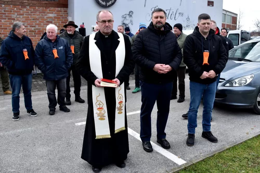 Udruga ʼVino-Kapʼ proslavila Vincelovo uz brojne goste i prijatelje