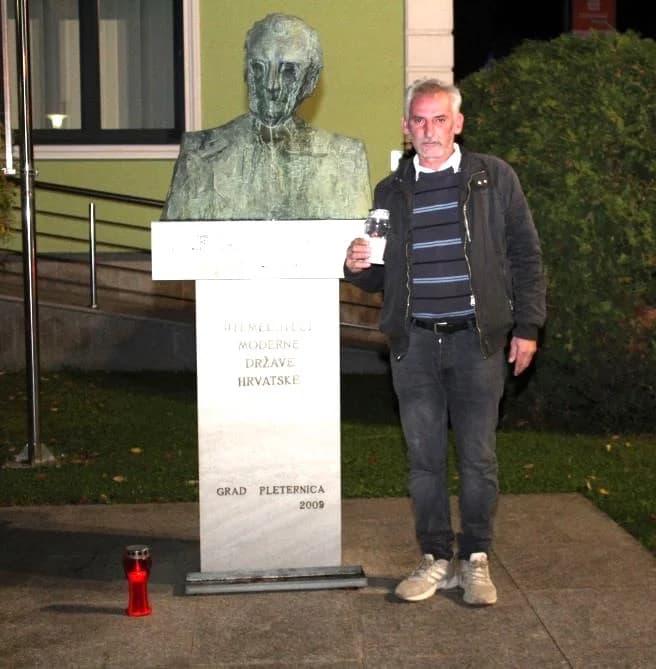 ZA ŽRTVE VUKOVARA I ŠKABRNJE: Sinoć u Pleternici upriličeno u večernjim satima zajedničko paljenje lampiona