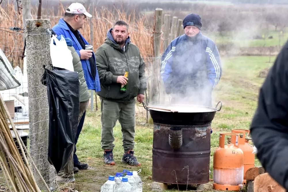 Vincelovo postaje tradicija na Kamenjaku: Blagoslov i vrhunska domaća kapljica