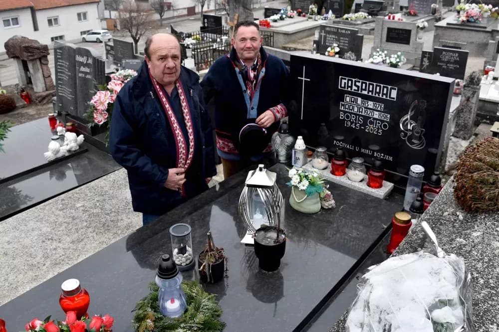 SJEĆANJE NA ĆIRU POŽEŠKOG: Supruga Lovorka i najbliži prijatelji odali počast legendi uoči prve obljetnice smrti