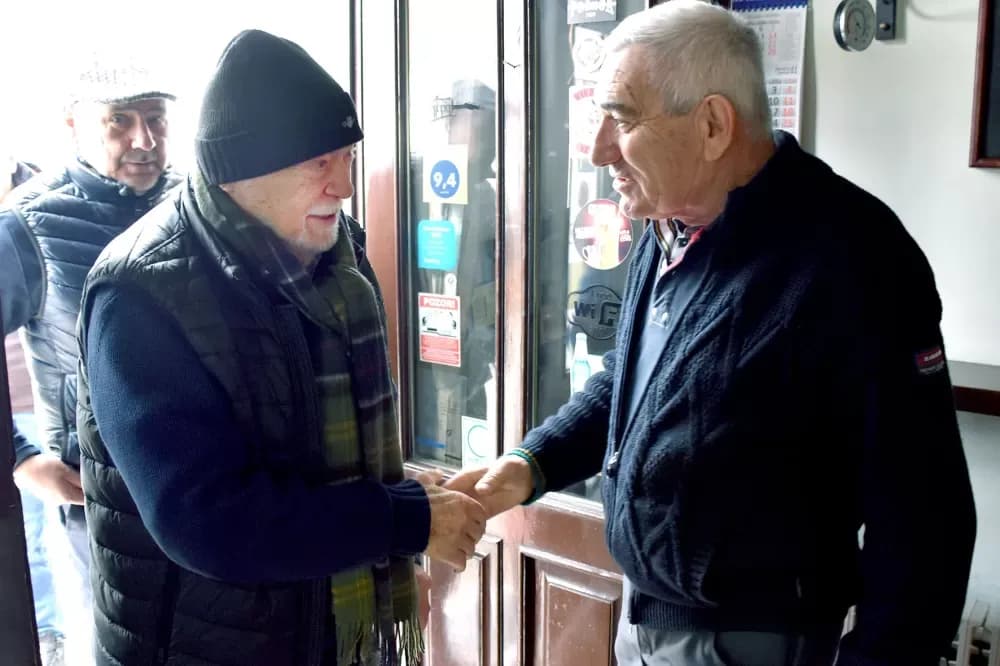 Bivši predsjednik Mesić tradicionalno proslavio Vincelovo u vinskoj prijestolnici Kutjevu