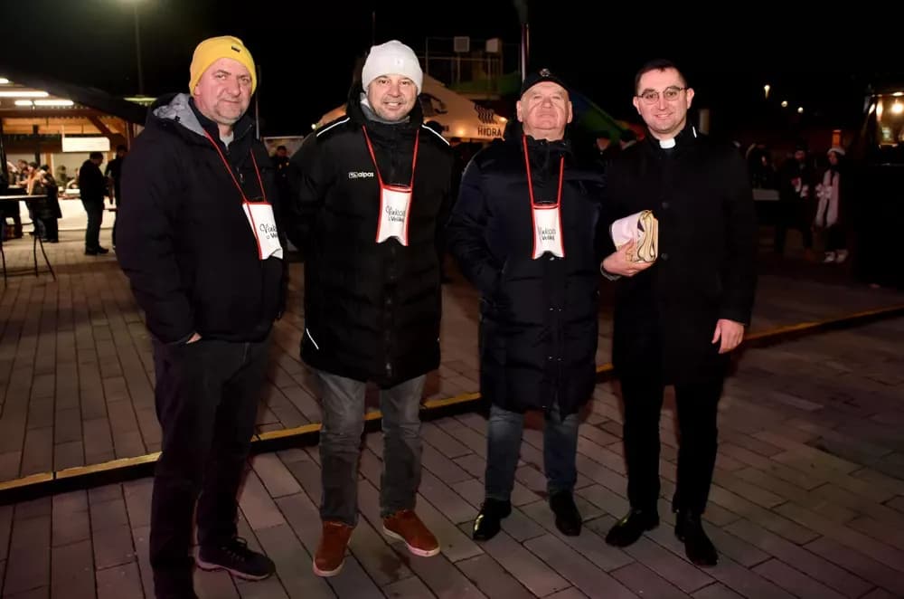 Uz tamburaše Fijakera proslavljeno 33. Vinkovo u Velikoj