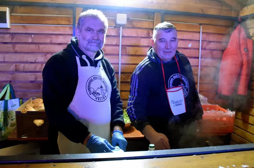 Uz tamburaše Fijakera proslavljeno 33. Vinkovo u Velikoj