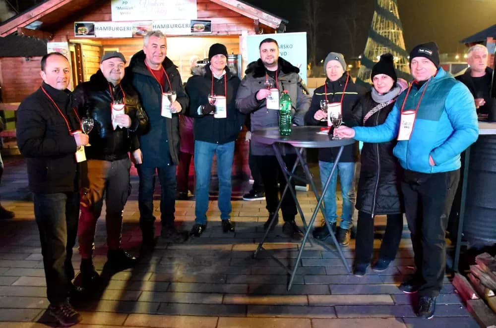 Uz tamburaše Fijakera proslavljeno 33. Vinkovo u Velikoj